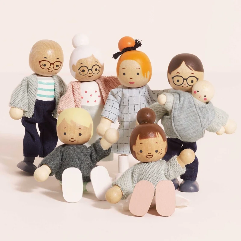 Le Toy Van Doll Family - Image 3
