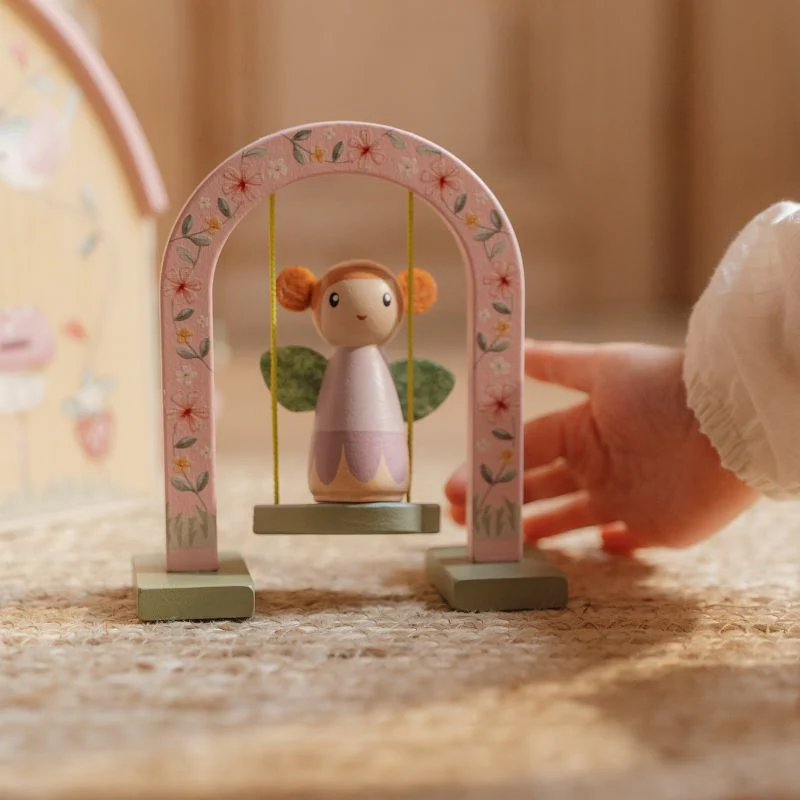 Little Dutch Dolls House - Fairy Garden - Image 5